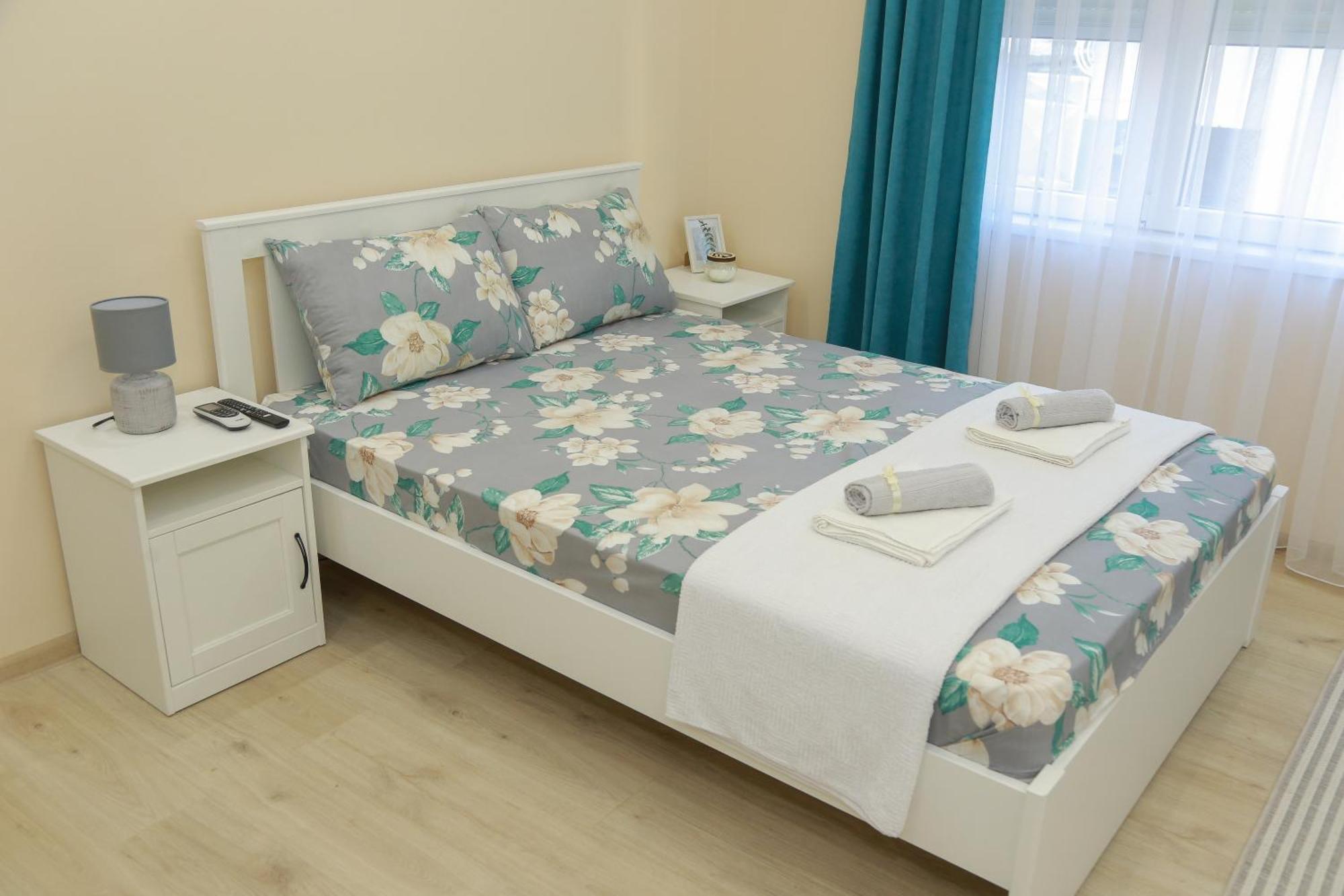 Harmony Pirot